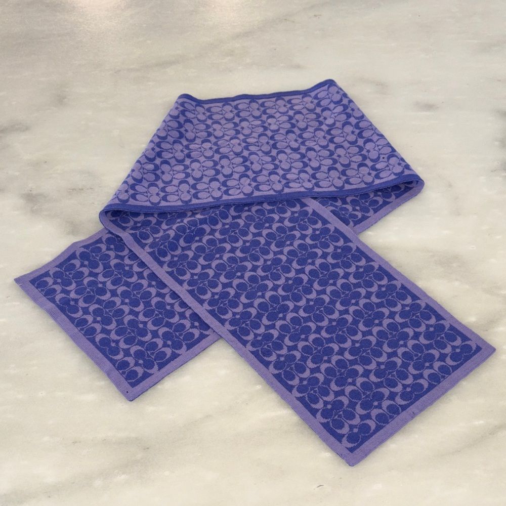 Coach Reversible Signature C Monogram Merino Wool Knit Scarf Purple Lavender - Picture 11 of 11